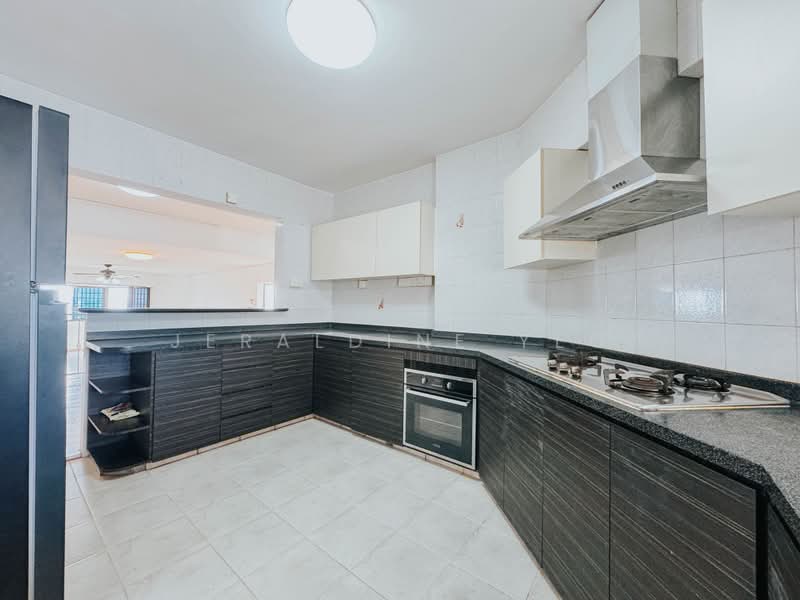 Ivory Heights, 117 Jurong East Street 13, 3 Bedrooms, 1,701 sqft, Condominium For Sale, by Jeraldine Yeo, 500208197 - Kitchen - PropertyGuru.com.sg