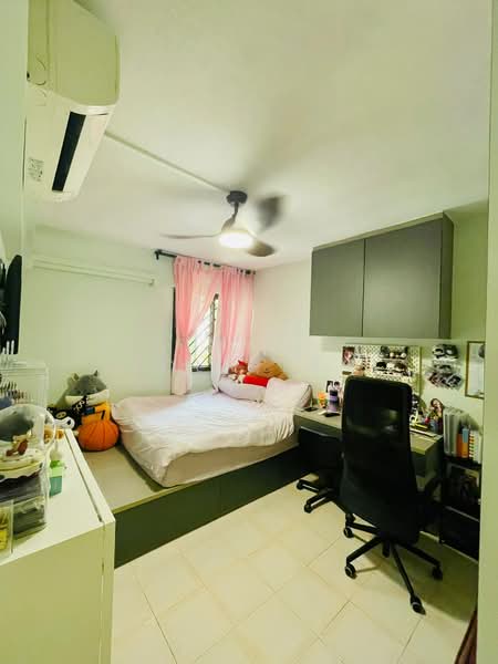 225 Serangoon Avenue 4, 225 Serangoon Avenue 4, 3 Bedrooms, 1,011 sqft, HDB Flat For Sale, by Zola Tan, 500208199 - Bedroom 2 - PropertyGuru.com.sg