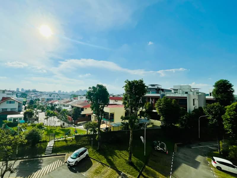 225 Serangoon Avenue 4, 225 Serangoon Avenue 4, 3 Bedrooms, 1,011 sqft, HDB Flat For Sale, by Zola Tan, 500208199 - Unblocked View - PropertyGuru.com.sg