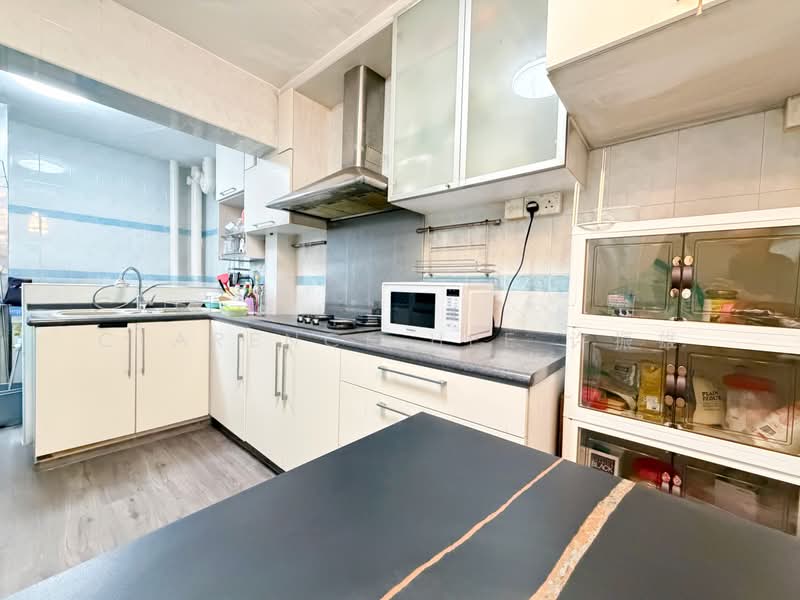439 Ang Mo Kio Avenue 10, 439 Ang Mo Kio Avenue 10, 3 Bedrooms, 1,281 sqft, HDB Flat For Sale, by Clarence Hee 许振雄, 500208219 - PropertyGuru.com.sg