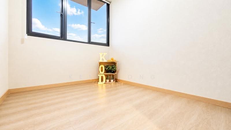 Treasure at Tampines, 57 Tampines Lane, Pasir Ris / Tampines, 2 Bedrooms, 678 sqft, Condominium For Sale, by Keith Ong, 500208220 - Bedroom - PropertyGuru.com.sg