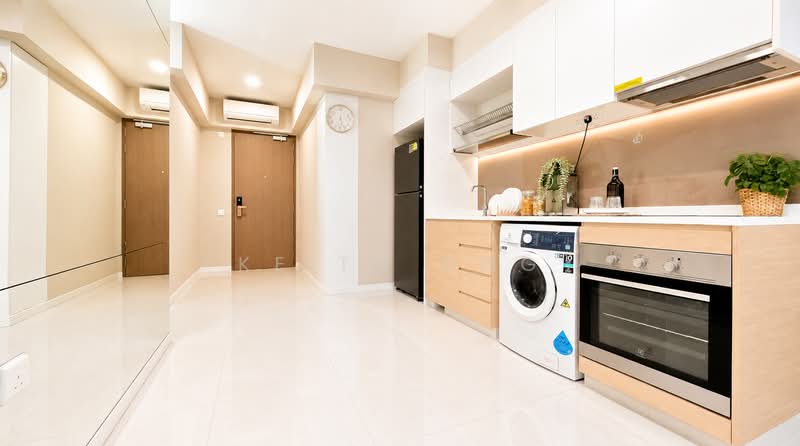 Treasure at Tampines, 57 Tampines Lane, Pasir Ris / Tampines, 2 Bedrooms, 678 sqft, Condominium For Sale, by Keith Ong, 500208220 - Kitchen - PropertyGuru.com.sg