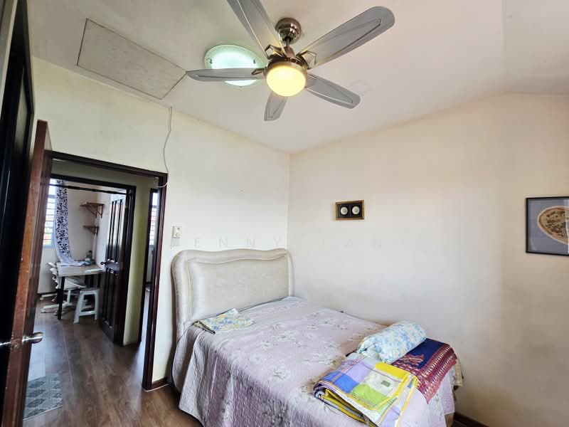 Loyang Rise, Loyang rise, 5 Bedrooms, 3,600 sqft, Terraced House For Sale, by Jenny Tan, 500208221 - Bedroom - PropertyGuru.com.sg