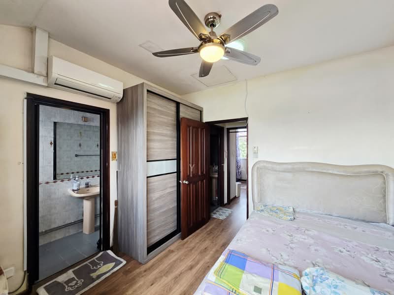 Loyang Rise, Loyang rise, 5 Bedrooms, 3,600 sqft, Terraced House For Sale, by Jenny Tan, 500208221 - Bedroom - PropertyGuru.com.sg