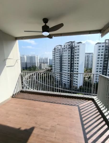 Twin Waterfalls, 108 Punggol Walk, 3 Bedrooms, 1,001 sqft, Executive Condominium For Rent, by Xavier Ng, 500208230 - Balcony - PropertyGuru.com.sg