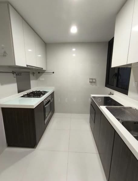 Twin Waterfalls, 108 Punggol Walk, 3 Bedrooms, 1,001 sqft, Executive Condominium For Rent, by Xavier Ng, 500208230 - Kitchen - PropertyGuru.com.sg
