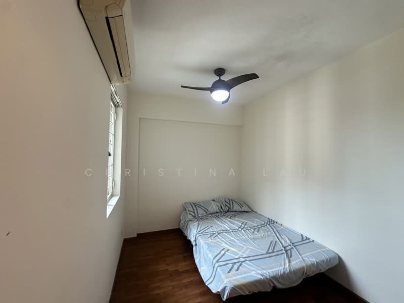 Evergreen Park, 31 Hougang Avenue 7, 3 Bedrooms, 1,076 sqft, Condominium For Rent, by Christina Lau, 500208242 - Bedroom - PropertyGuru.com.sg