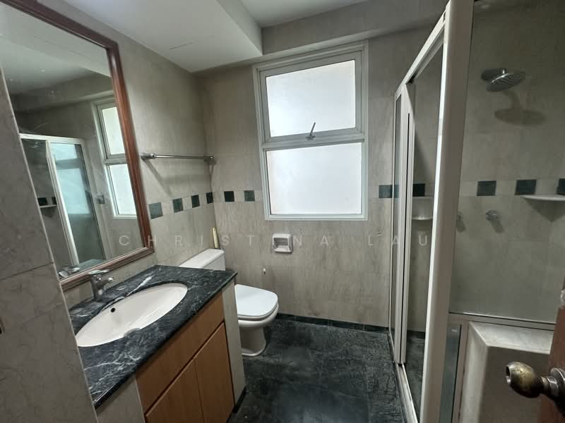 Evergreen Park, 31 Hougang Avenue 7, 3 Bedrooms, 1,076 sqft, Condominium For Rent, by Christina Lau, 500208242 - Bathroom - PropertyGuru.com.sg