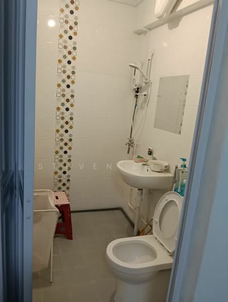 612 Yishun Street 61, 612 Yishun Street 61, Room Rental, 120 sqft, HDB Flat For Rent, by Steven Choo, 500208246 - Bathroom - PropertyGuru.com.sg
