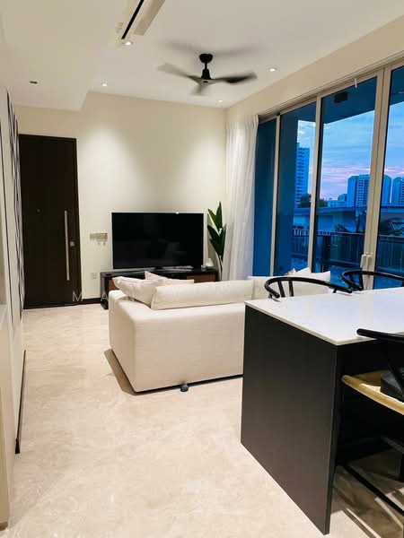 eCO, Bedok South Avenue 3, 2 Bedrooms, 947 sqft, Condominium For Sale, by Manjit Kaur, 500208262 - Living Room - PropertyGuru.com.sg