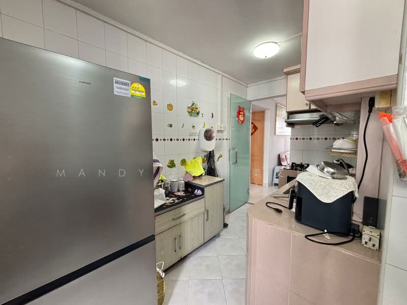 22 Balam Road, 22 Balam Road, 2 Bedrooms, 646 sqft, HDB Flat For Sale, by Mandy Ei ( 梁文欣 ), 500208263 - Kitchen - PropertyGuru.com.sg