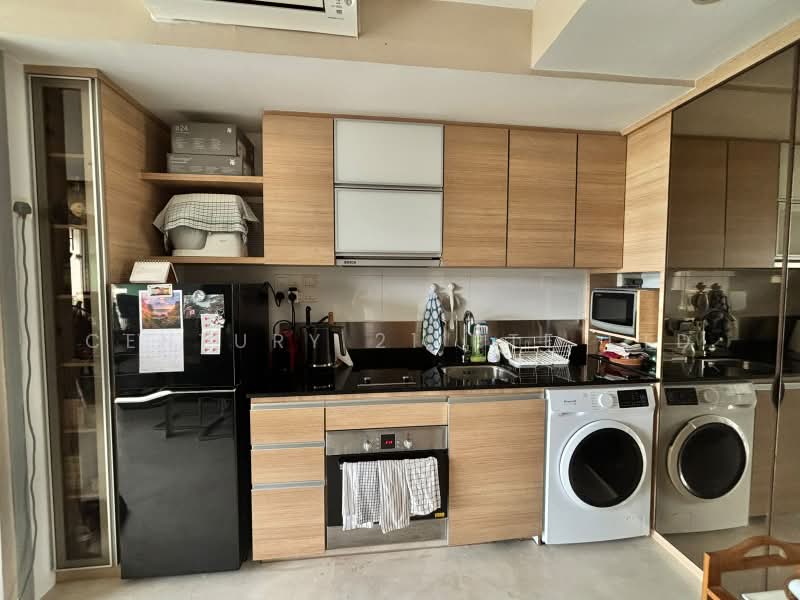 Parc Emily, 5 Mount Emily Road, 1 Bedroom, 579 sqft, Condominium For Rent, by ZHANG LIYING, 500208267 - Kitchen - PropertyGuru.com.sg