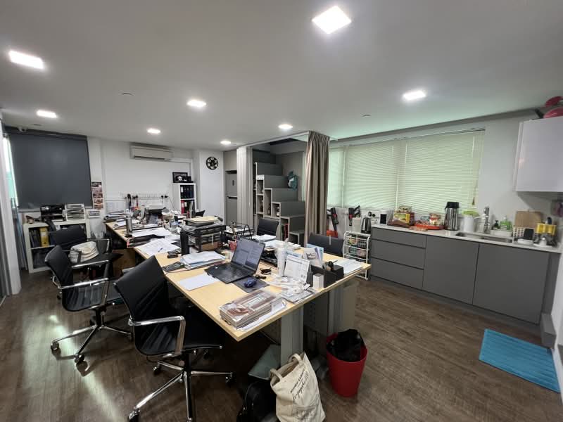 Premier @ Kaki Bukit, 10 Kaki Bukit Avenue 4, 1,087 sqft, Factory / Workshop (B2) For Rent, by Lisa Liu, 500208277 - Interior - CommercialGuru.com.sg