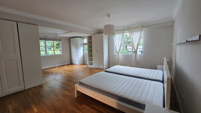 Fernhill Cottage, Fernhill Road, 4 Bedrooms, 2,443 sqft, Terraced House For Sale, by Jackie Ang, 500208278 - Master bedroom - PropertyGuru.com.sg