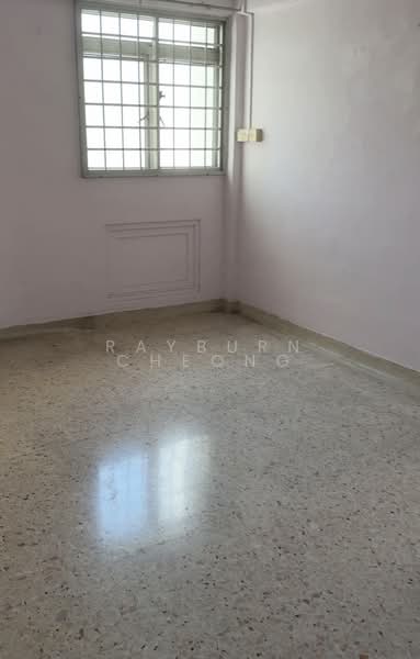 503 Ang Mo Kio Avenue 5, 503 Ang Mo Kio Avenue 5, 2 Bedrooms, 883 sqft, HDB Flat For Sale, by Rayburn Cheong, 500208283 - Master Bedroom with attached bathroom - PropertyGuru.com.sg
