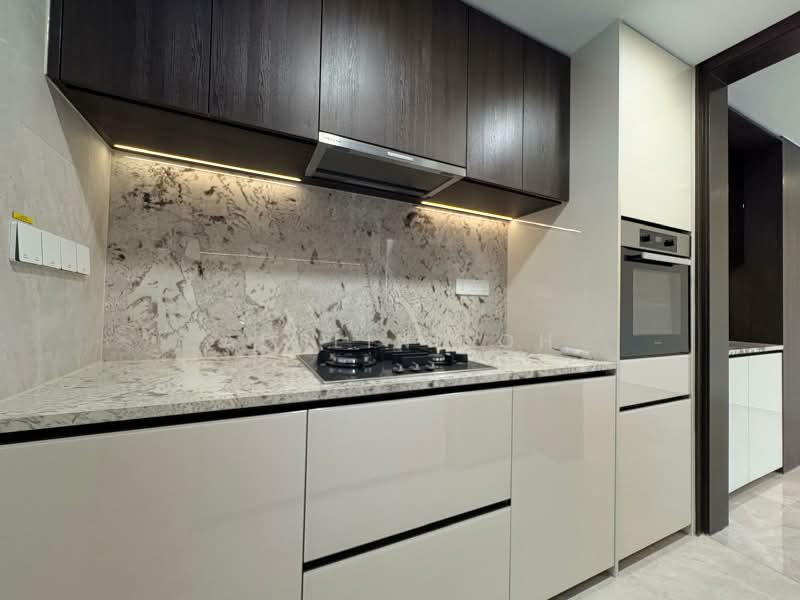Tembusu Grand, 94 Jalan Tembusu, 3 Bedrooms, 990 sqft, Condominium For Rent, by Adeline Oh, 500208296 - Kitchen - PropertyGuru.com.sg