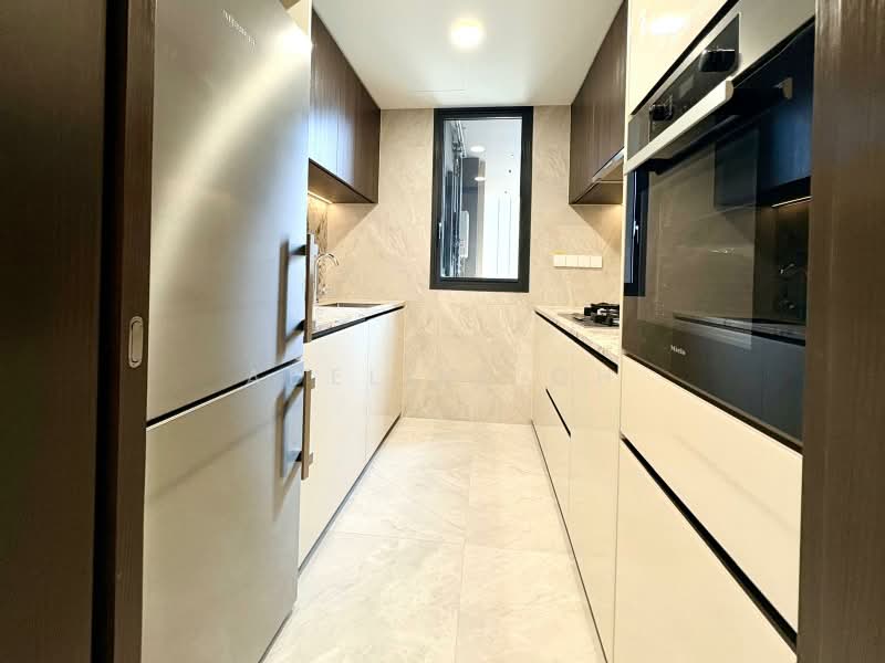 Tembusu Grand, 94 Jalan Tembusu, 3 Bedrooms, 990 sqft, Condominium For Rent, by Adeline Oh, 500208296 - Kitchen - PropertyGuru.com.sg