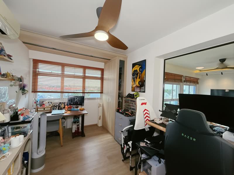 152C Bedok South Road, 152C Bedok South Road, 3 Bedrooms, 1,216 sqft, HDB Flat For Sale, by Brenda Teo, 500208305 - Common Room - PropertyGuru.com.sg