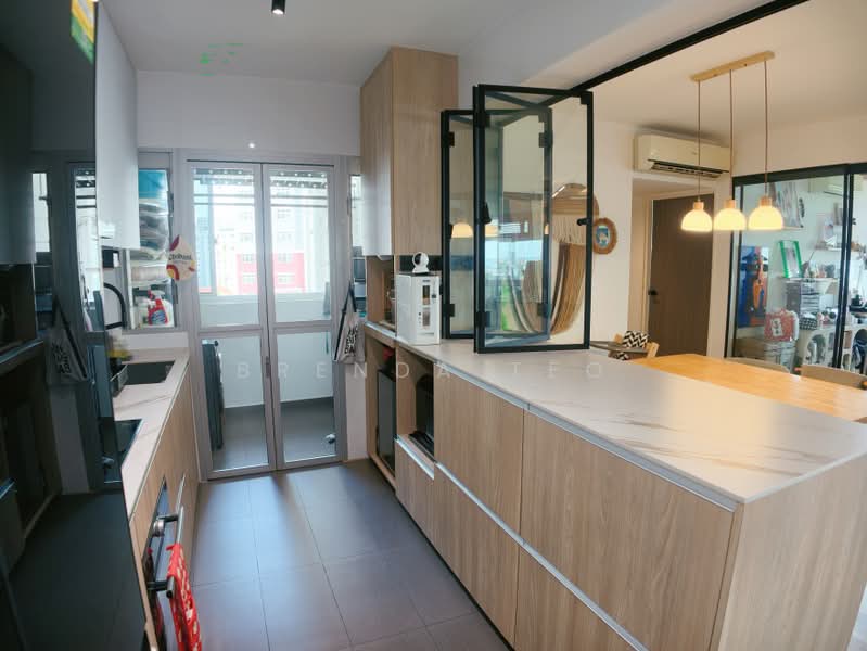 152C Bedok South Road, 152C Bedok South Road, 3 Bedrooms, 1,216 sqft, HDB Flat For Sale, by Brenda Teo, 500208305 - Open Concept/Enclosable Kitchen - PropertyGuru.com.sg