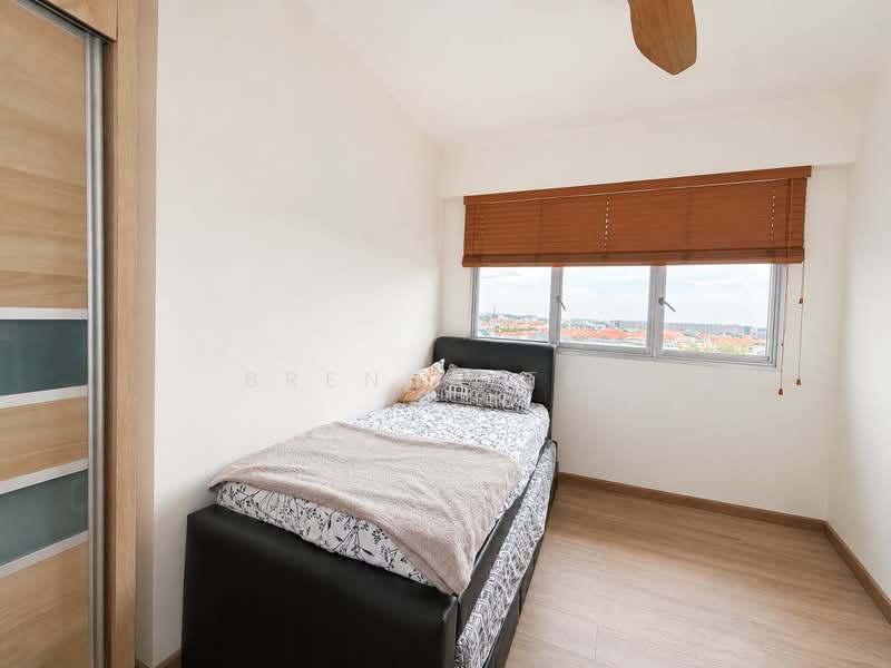 152C Bedok South Road, 152C Bedok South Road, Bedok / Upper East Coast, 3 Bedrooms, 1,216 sqft, HDB Flat For Sale, by Brenda Teo, 500208305 - Bedroom - PropertyGuru.com.sg