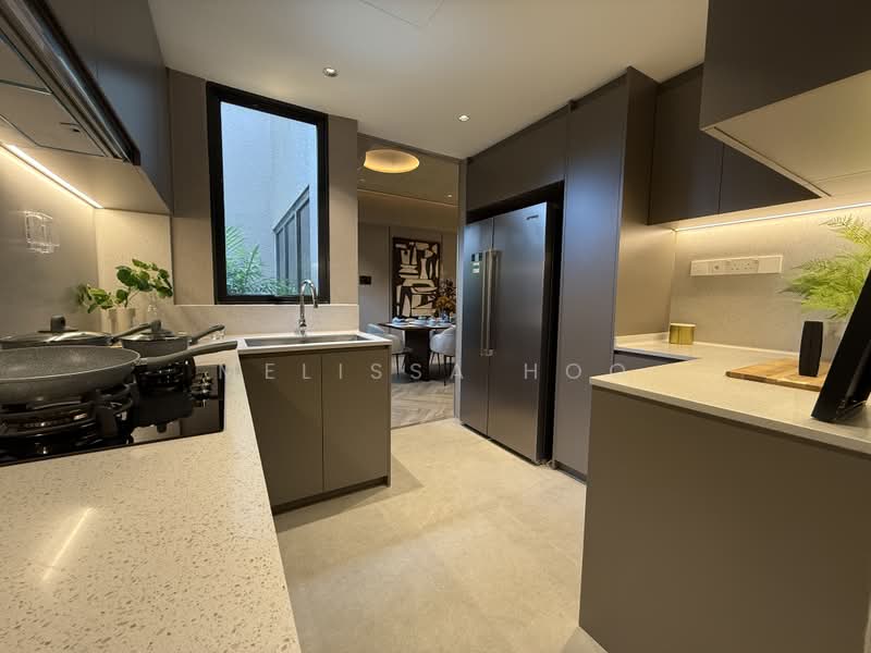 Springleaf Residence, 811 Upper Thomson Road, 5 Bedrooms, 1,453 sqft, Condominium For Sale, by Melissa Hoo, 500208308 - Kitchen - PropertyGuru.com.sg