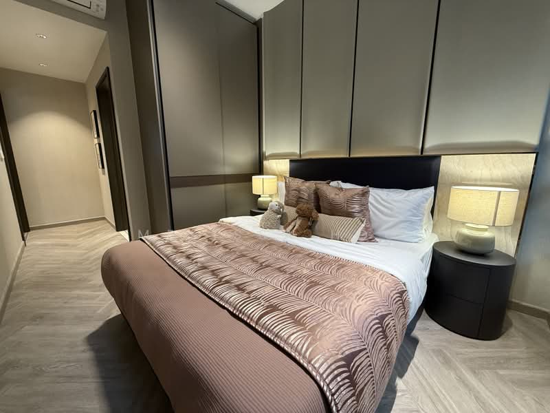 Springleaf Residence, 811 Upper Thomson Road, 5 Bedrooms, 1,453 sqft, Condominium For Sale, by Melissa Hoo, 500208308 - Junior Master Bedroom - PropertyGuru.com.sg
