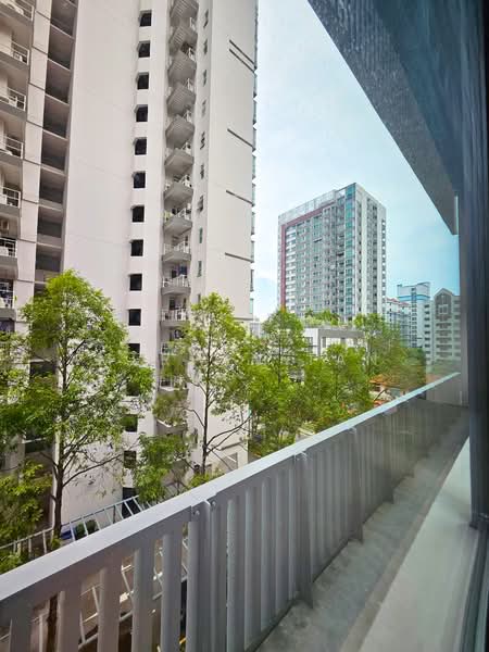 Space 18, 18 Lorong Ampas, 1,787 sqft, Light Industrial (B1) For Sale, by Merwin Tan, 500208312 - Aircon Ledge Corridor and external view - CommercialGuru.com.sg