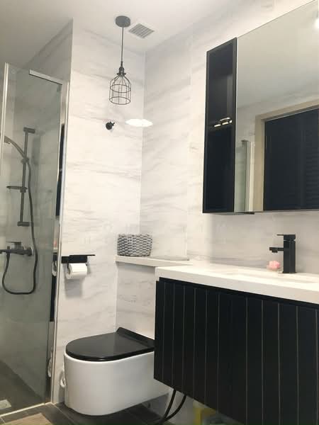 The Alps Residences, 117 Tampines Street 86, 2 Bedrooms, 689 sqft, Condominium For Rent, by John Lim Hong Kai, 500208321 - Bathroom - PropertyGuru.com.sg