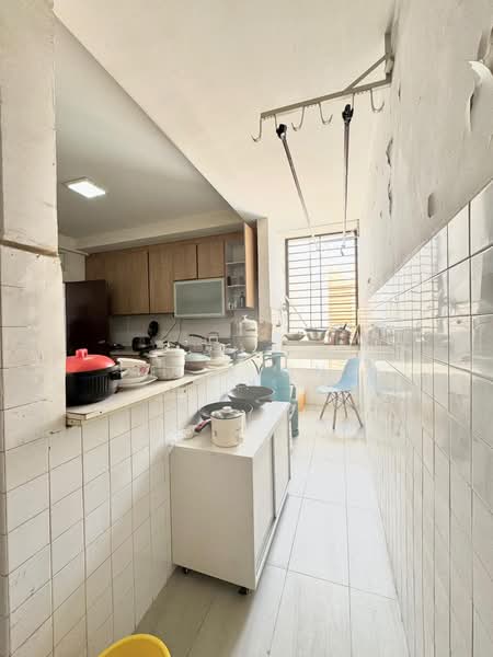 Faber Hills, 108C Faber Drive, 4 Bedrooms, 1,668 sqft, Apartment For Sale, by Ang Pei Xiong, 500208329 - Kitchen - PropertyGuru.com.sg