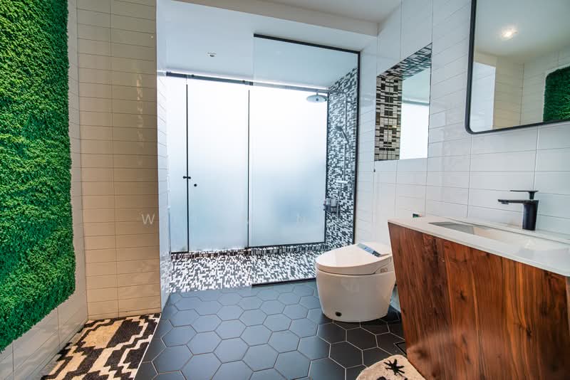 Chuan Place, Close Proximity to Rosyth, Yangzheng, CHIJ, Serangoon Gardens, 5 Bedrooms, 6,700 sqft, Detached House For Sale, by Willmen Low, 500208330 - Bathroom - PropertyGuru.com.sg