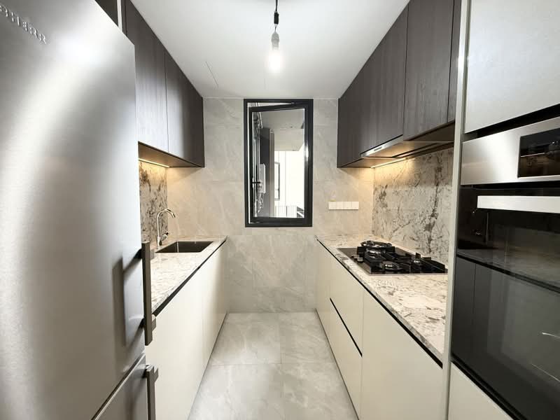 Tembusu Grand, 94 Jalan Tembusu, 3 Bedrooms, 990 sqft, Condominium For Rent, by Sofia Zhang, 500208335 - Kitchen - PropertyGuru.com.sg