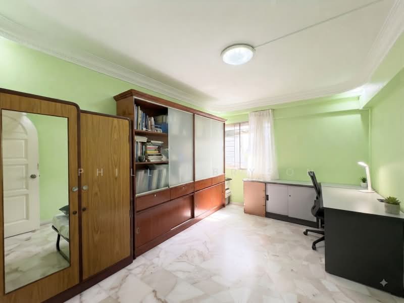 241 Yishun Ring Road, 241 Yishun Ring Road, Sembawang / Yishun, 3 Bedrooms, 1,442 sqft, HDB Flat For Sale, by Phillip Bryson, 500208342 - Study - PropertyGuru.com.sg