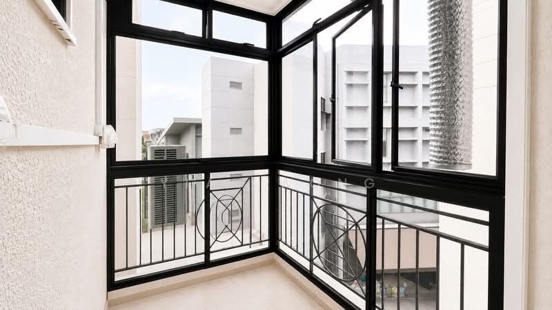 Torie Mansion, 75-75D Everitt Road, 3 Bedrooms, 1,259 sqft, Condominium For Sale, by Yian Wong, 500208345 - Balcony - PropertyGuru.com.sg