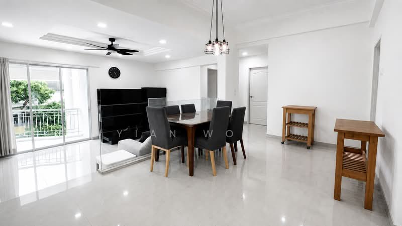 Torie Mansion, 75-75D Everitt Road, 3 Bedrooms, 1,259 sqft, Condominium For Sale, by Yian Wong, 500208345 - Living Room - PropertyGuru.com.sg