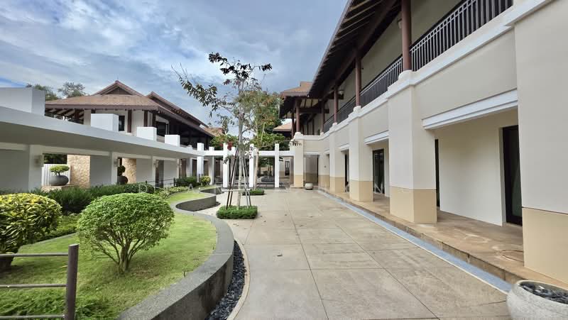 Grand Renovated 9 Bedroom GCB at Brizay Park, Brizay Park, Old Holland Road, Garlick Avenue, Greenleaf, Ming Teck Park, Ewart Park, 9 Bedrooms, 11,840 sqft, Good Class Bungalow For Rent, by Diana Chong, 500208347 - Exterior - PropertyGuru.com.sg