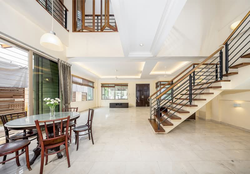 CHEAP D28 SELETAR SEMI-D 2-storey, , 4 Bedrooms, 2,800 sqft, Semi-Detached House For Sale, by Ana Ng, 500208348 - Living Room - PropertyGuru.com.sg