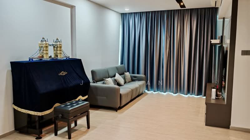 Parc Haven, 12 Lorong Limau, 3 Bedrooms, 1,323 sqft, Condominium For Sale, by Joey Tan, 500208349 - Living Room - PropertyGuru.com.sg