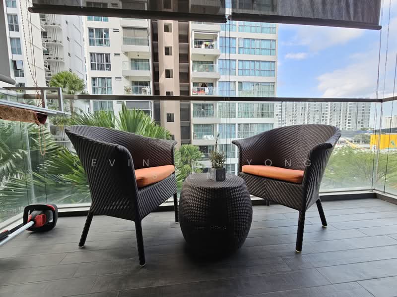 A Treasure Trove, 72 Punggol Walk, 3 Bedrooms, 1,130 sqft, Condominium For Sale, by Kevin Tan Yong Sheng, 500208352 - Balcony - PropertyGuru.com.sg