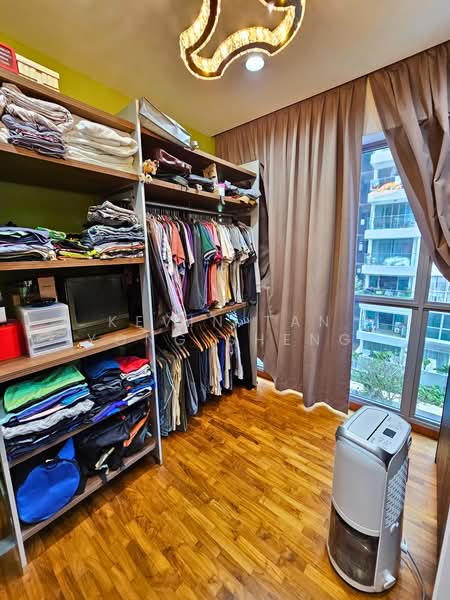 A Treasure Trove, 72 Punggol Walk, 3 Bedrooms, 1,130 sqft, Condominium For Sale, by Kevin Tan Yong Sheng, 500208352 - Common Bedroom - PropertyGuru.com.sg
