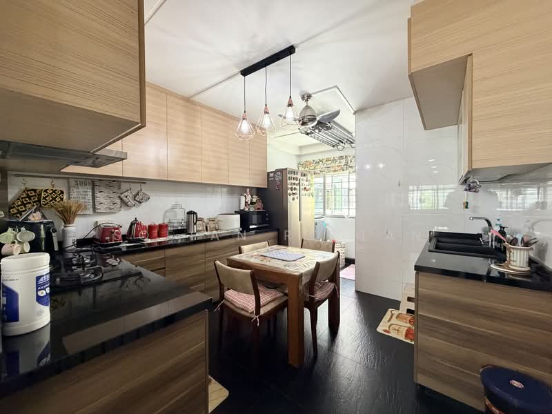 458 Pasir Ris Drive 4, 458 Pasir Ris Drive 4, 3 Bedrooms, 1,119 sqft, HDB Flat For Sale, by Sofian Roslan, 500208354 - Kitchen - PropertyGuru.com.sg
