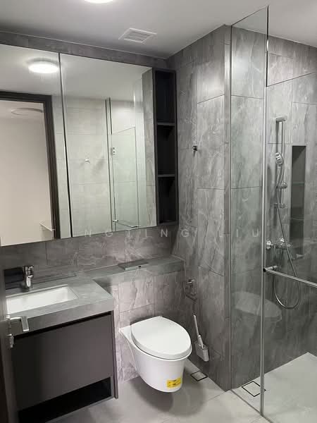 Parc Clematis, 8E Jalan Lempeng, 1 Bedroom, 517 sqft, Condominium For Rent, by Tingting Liu, 500208359 - Bathroom - PropertyGuru.com.sg