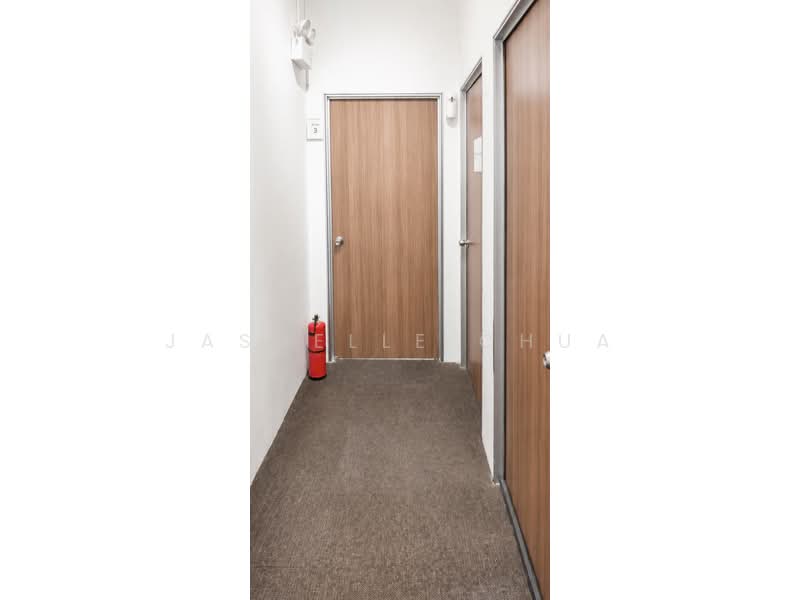 Woodlands Bizhub, 242 Woodlands Industrial Park E5, 336 sqft, Factory / Workshop (B2) For Rent, by Jashelle Chua, 500208361 - Corridor - CommercialGuru.com.sg