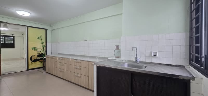422 Ang Mo Kio Avenue 3, 422 Ang Mo Kio Avenue 3, 3 Bedrooms, 785 sqft, HDB Flat For Sale, by Cheryl Tan, 500208379 - Kitchen - PropertyGuru.com.sg