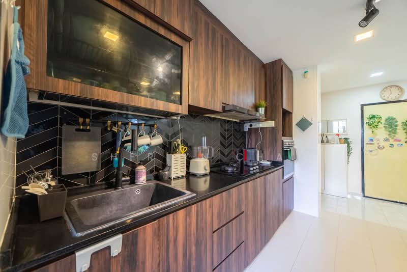 120B Punggol Edge, 120B Edgedale Plains, 3 Bedrooms, 1,205 sqft, HDB Flat For Sale, by Sherlyn Chan, 500208386 - Kitchen - PropertyGuru.com.sg
