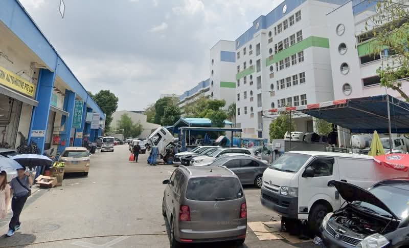 Car Workshop @ Ubi Industrial Park, , 2,013 sqft, Factory / Workshop (B2) For Rent, by Betsy Loh, 500208389 - Exterior - CommercialGuru.com.sg