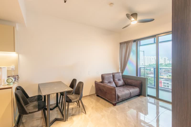 JadeScape, 314 Shunfu Road, 1 Bedroom, 527 sqft, Condominium For Sale, by Lester Lee, 500208403 - Living Room - PropertyGuru.com.sg