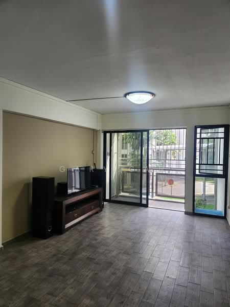 Blk 106 Rivervale Walk, Rivervale walk, 3 Bedrooms, 1,290 sqft, HDB Flat For Sale, by Gary Gan, 500208405 - Living Room - PropertyGuru.com.sg