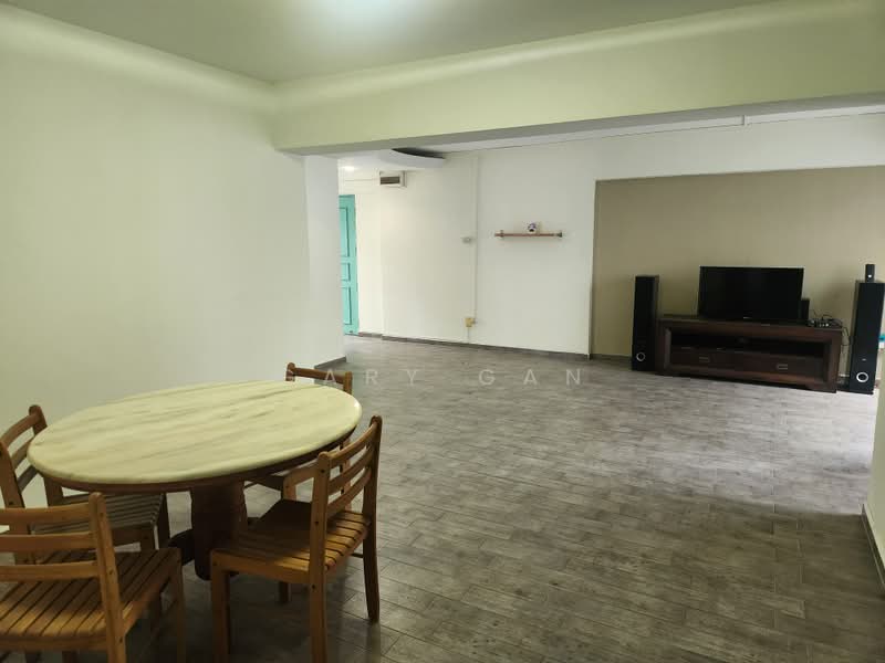 Blk 106 Rivervale Walk, Rivervale walk, 3 Bedrooms, 1,290 sqft, HDB Flat For Sale, by Gary Gan, 500208405 - Living Room - PropertyGuru.com.sg