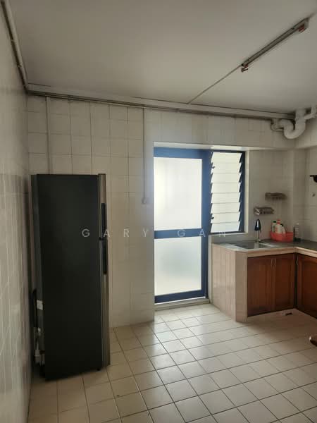 Blk 106 Rivervale Walk, Rivervale walk, 3 Bedrooms, 1,290 sqft, HDB Flat For Sale, by Gary Gan, 500208405 - Kitchen - PropertyGuru.com.sg