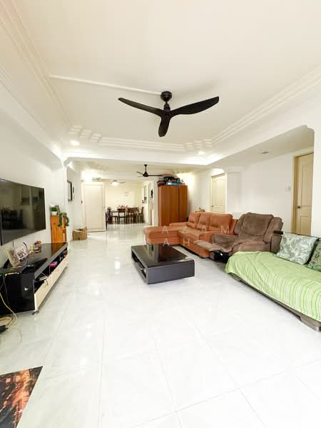 706 Pasir Ris Drive 10, 706 Pasir Ris Drive 10, 3 Bedrooms, 1,334 sqft, HDB Flat For Sale, by Multazam Shah, 500208410 - Living Room - PropertyGuru.com.sg